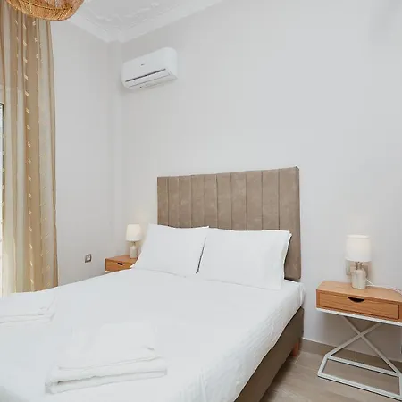 Chrissula Homeleader Apartment Chania (Crete)