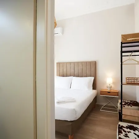 Chrissula Homeleader Chania (Crete)