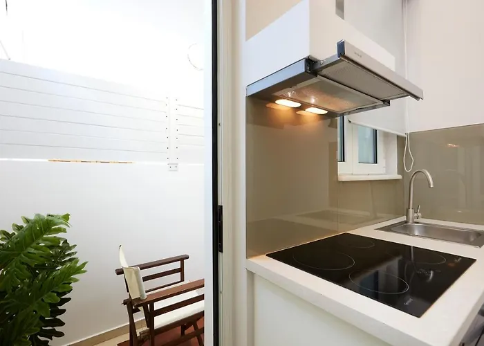 Apartment Chrissula Homeleader